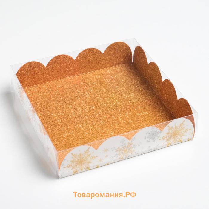 Коробка для кондитерских изделий с пластиковой крышкой «Снежинки», 13 х 13 х 3 см